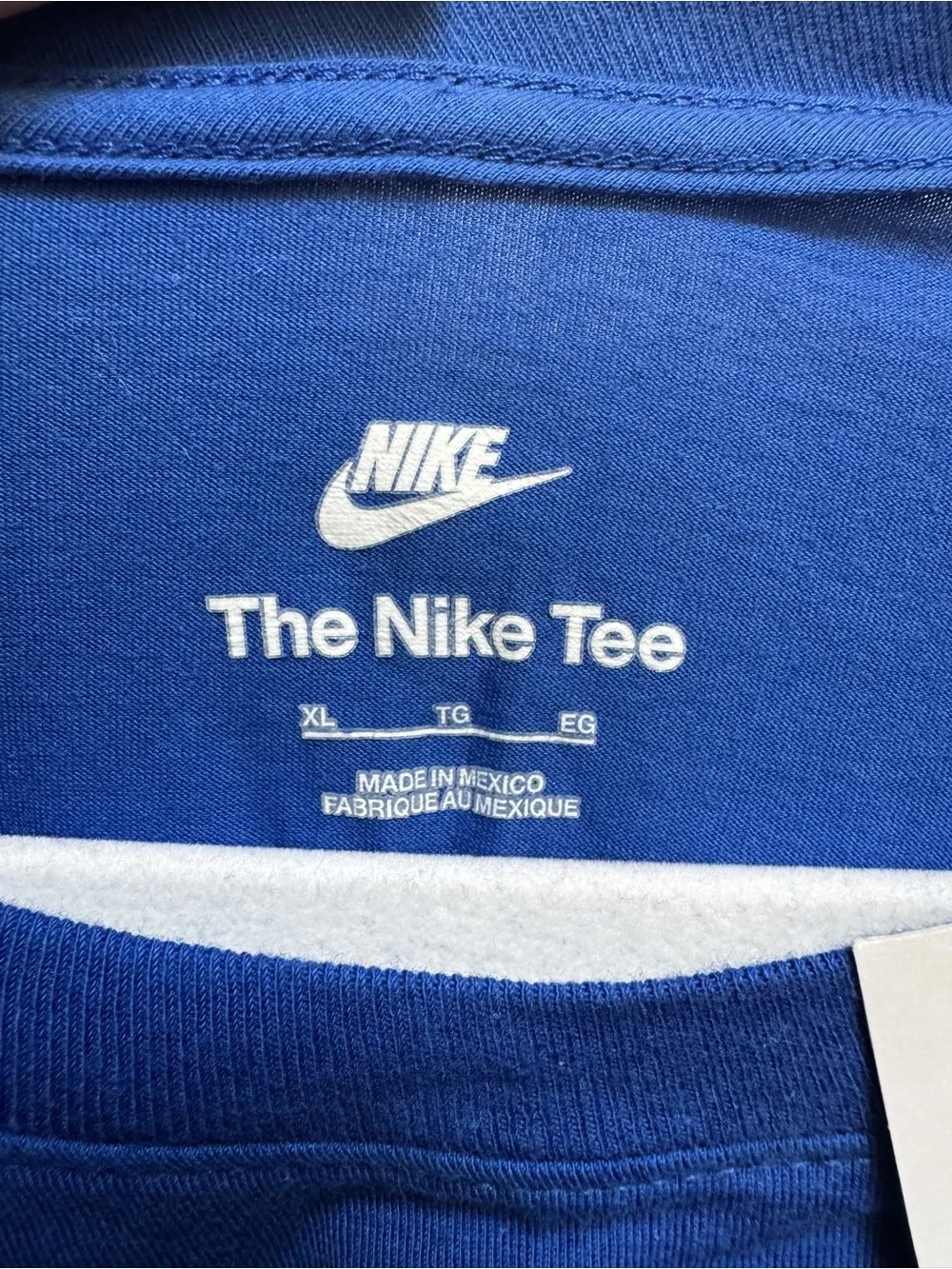 Nike NWT Swoosh Embroidered Black Logo on Royal Blue Tee Shirt Mens XL
